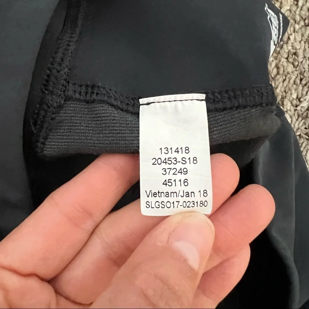 REI Co Op- Women’s Black Screeline Hike Tights Sm